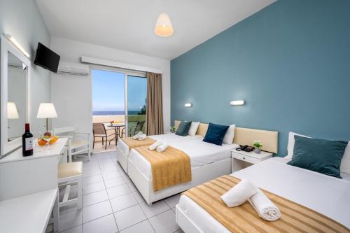 Bayside Hotel Katsaras