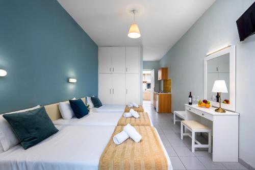 Bayside Hotel Katsaras