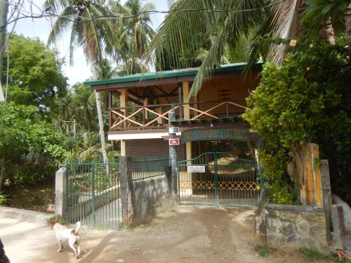 High Chaparral Cottages