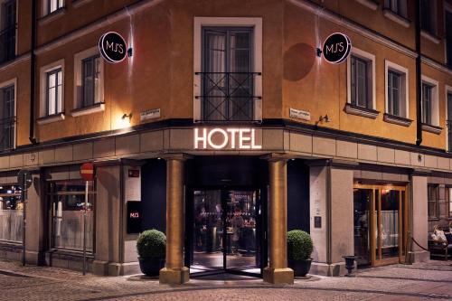 MJ's Hotel