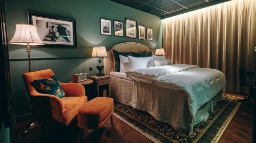 The Steam Hotel