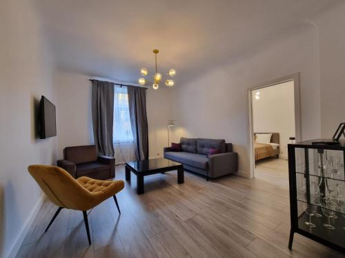 City Inn River view 2 Bedroom apartment with parking