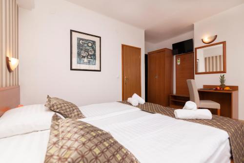 Hotel Neboder