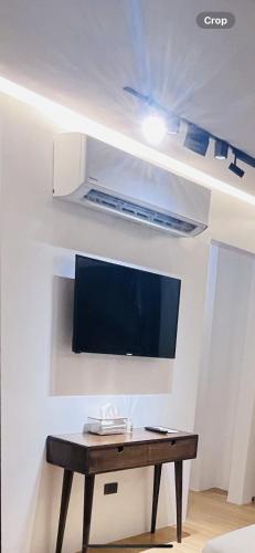 Box A. Venu