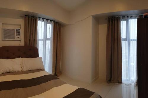 Horizon 101, Condo with a pool & view