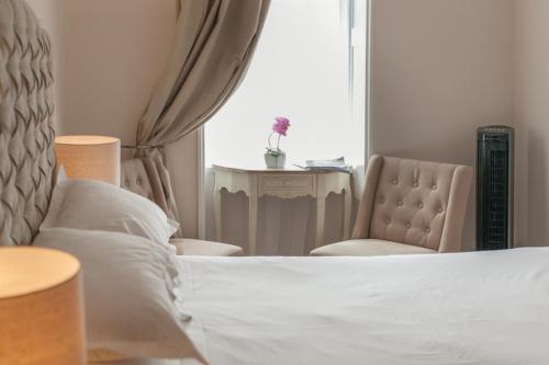 Lyme Townhouse