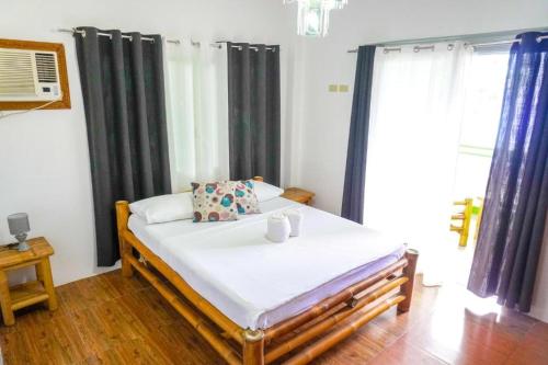 J&P Beach Resort