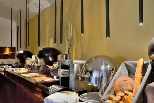 Hotel Federico II Central Palace