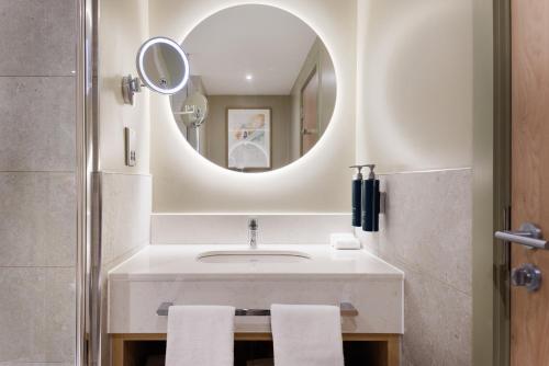 DoubleTree by Hilton Hotel Bristol North