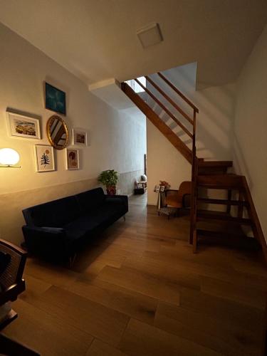 Doña Josefina y Don Simón