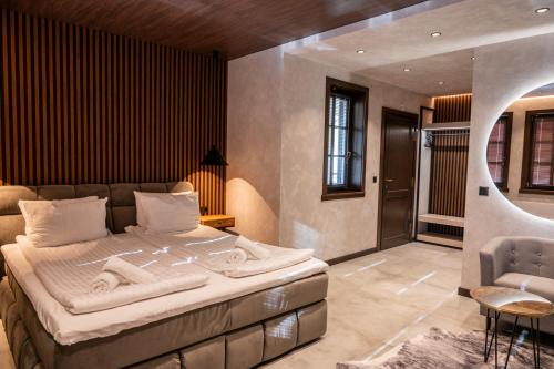 Complex Old Times 2 - Belintash