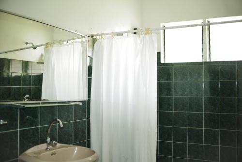 Whispering Palms Bungalow Resort