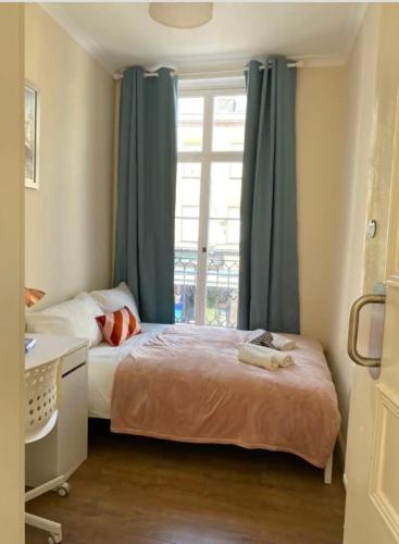 Lovely Private Rooms in Camden, Central London