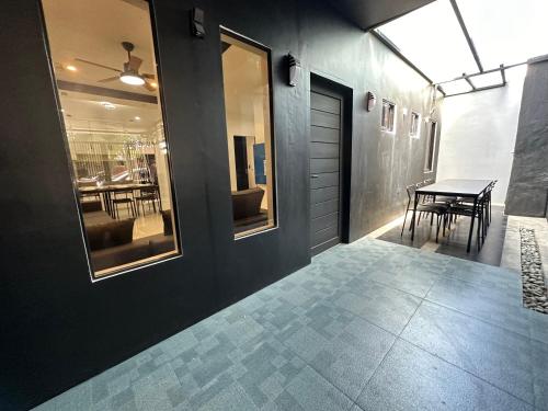 Townes Blackrock Most Unique Home Big Grp Fam Near Downtown SM Dvo DGT Roxas Coastal