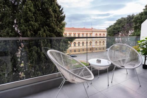 Velvet Luxury Studios in the City Center by BiNoBi!