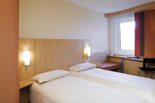 Ibis Bristol Temple Meads Quay Hotel