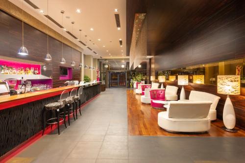 Golden Tulip Ana Dome