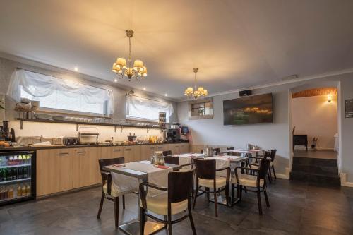 Pytloun Travel Hotel