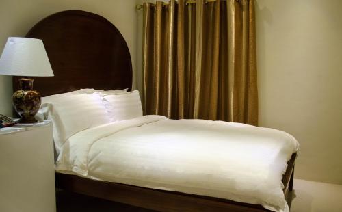 Ritz Hotel
