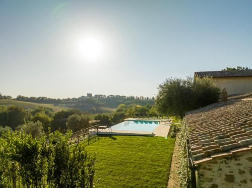 Cavarciano Farmhouse