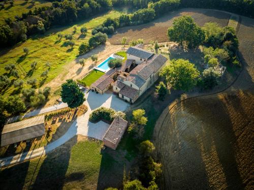 Cavarciano Farmhouse