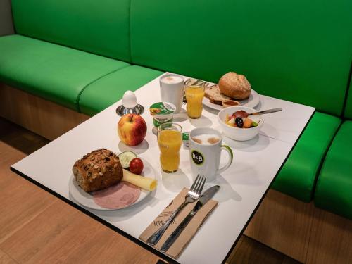 B&B HOTEL Freiburg-Süd