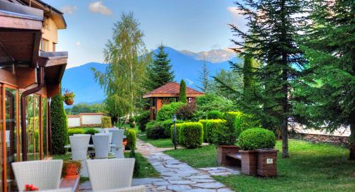 Green Wood Hotel & Spa