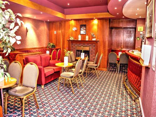 George IV Hotel