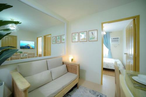 2-BR Condo for 4 in Dumaguete