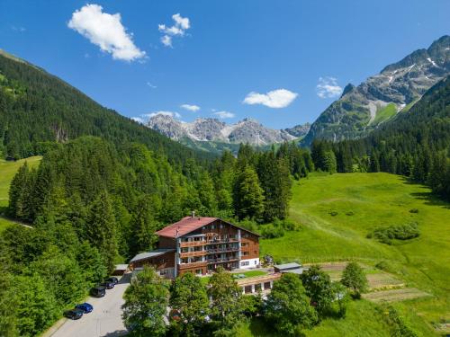 IFA Breitach Apartments 