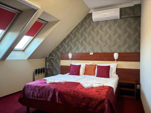 Libra Hotel