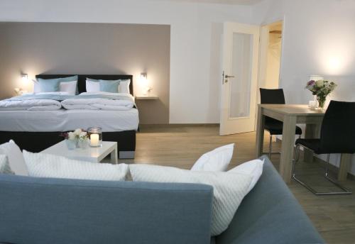 Hotel Claro Garni