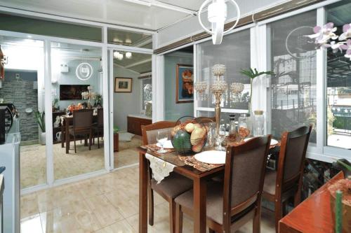 Golden V Grandeuria Unit F