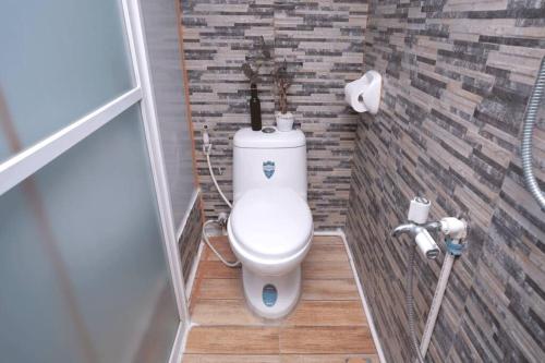 Golden V Grandeuria Unit F