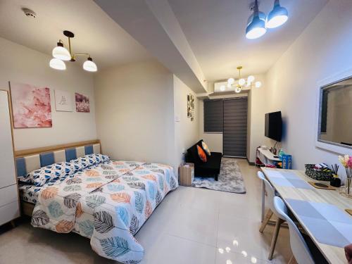 Serendipity Suite at S Residences