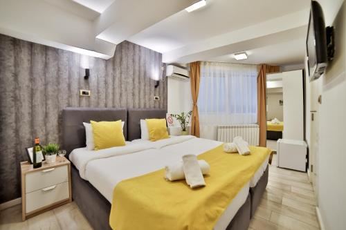 Garni House 46