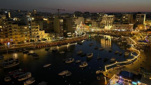 86 Spinola Bay
