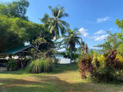 Port Barton Paradiso Beach Resort