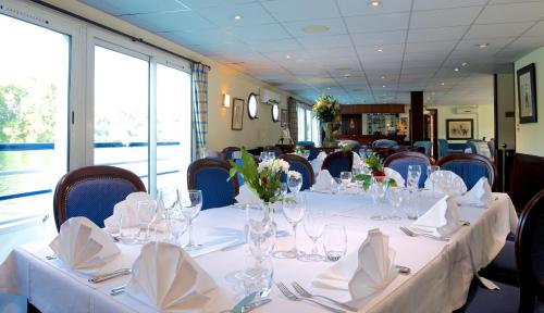 Bateau Hotel Le Chardonnay