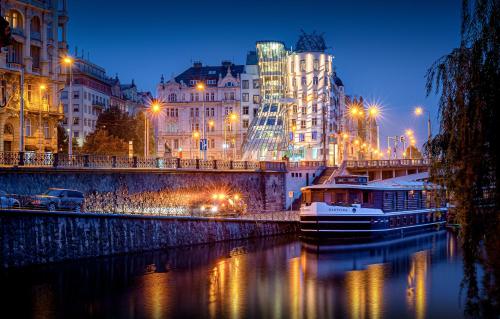 Dancing House Hotel