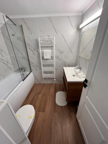 Lira Holiday Apartments