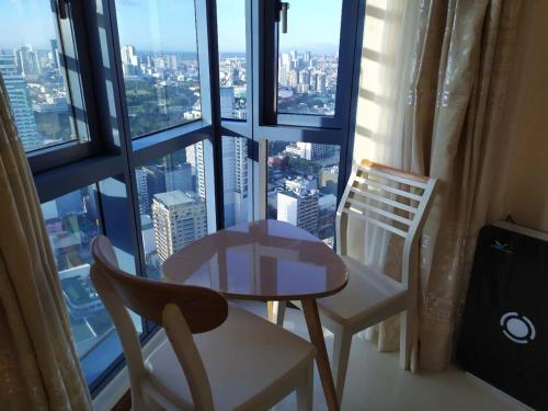 Beachfront U. S. Embassy Family Retreat