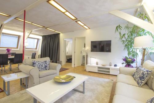 B&B Wladimir Studios