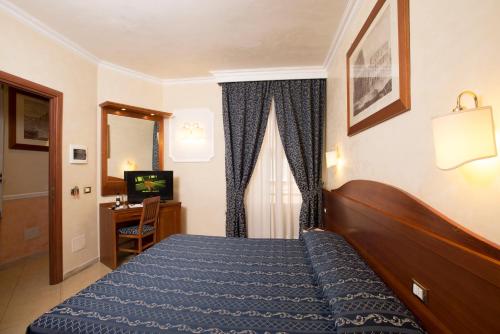 Adora Suite