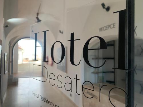 Hotel Desatero