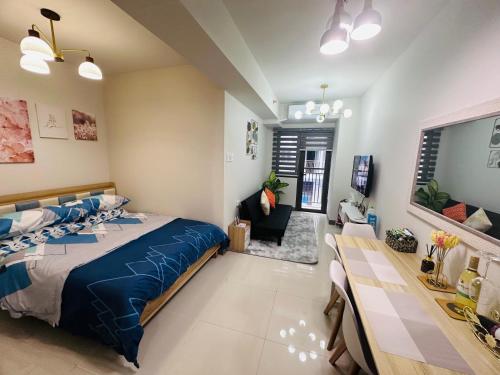 Serendipity Suite at S Residences