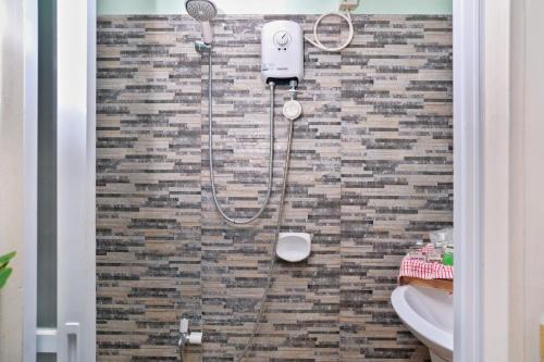 Golden V Grandeuria Unit E