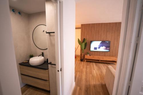 Apartasuites Royal Zahara, Máximo confort con vistas al mar