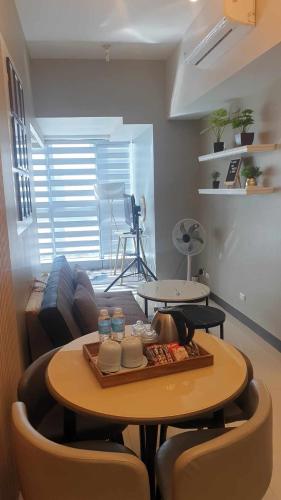 Uptown Parksuites Tower 1 BGC