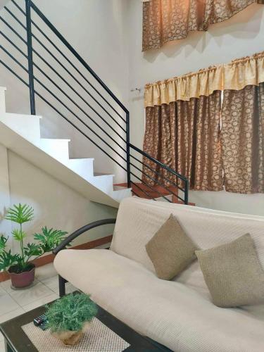 Pal Watson Apartments